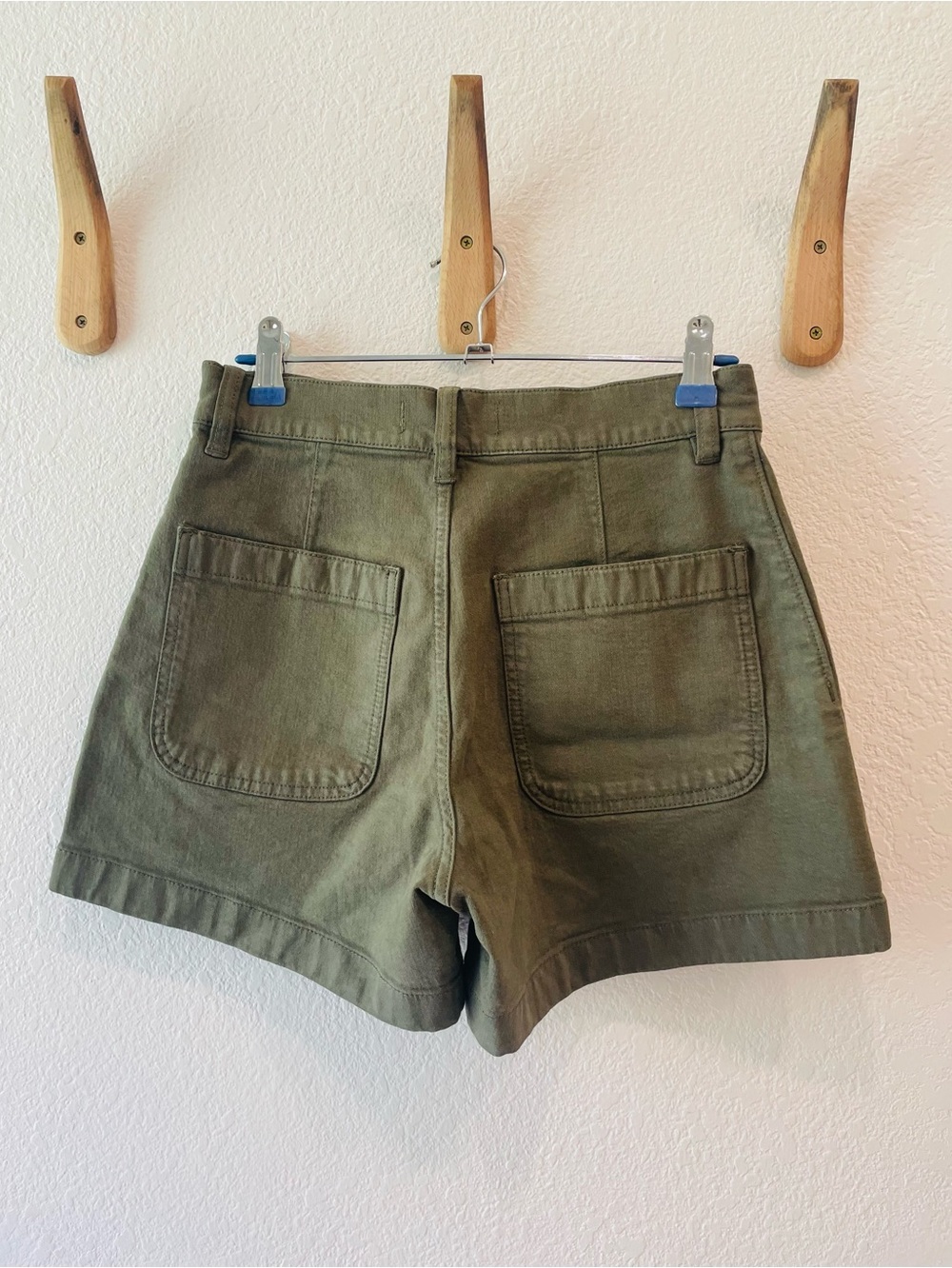 Madewell High Rise Sailor Shorts in Olive Size 24 - Picture 3 of 3